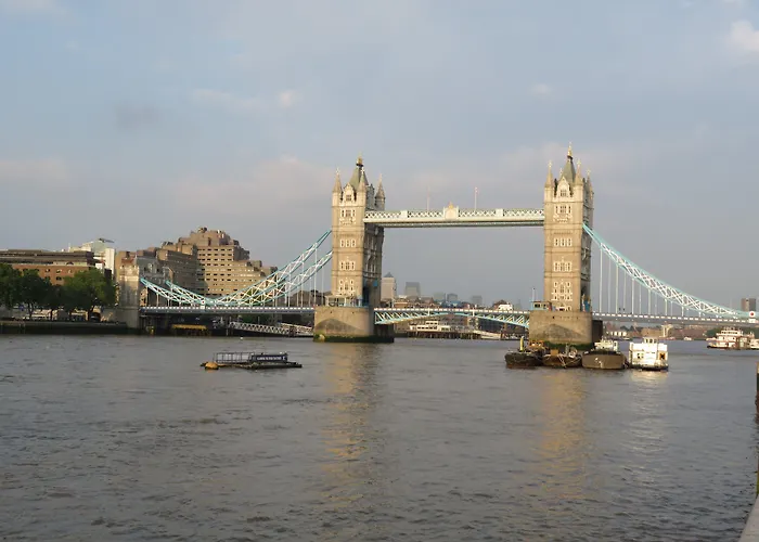 Holiday Inn Express Park Royal By Ihg Londra